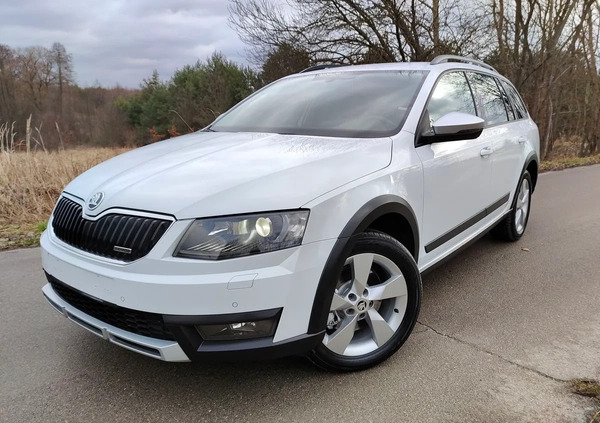 Skoda Octavia cena 51900 przebieg: 226000, rok produkcji 2015 z Staszów małe 497